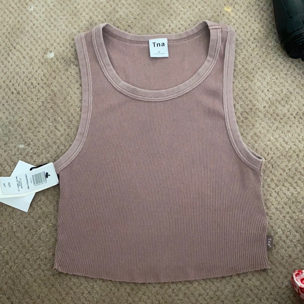 Aritzia TNA cropped rib top with tags